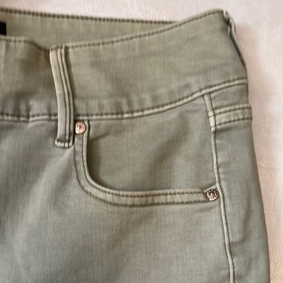 White House Black Market Olive Green Pants - Picture 6 of 13